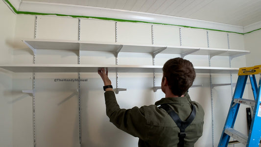 How much weight can drywall hold?