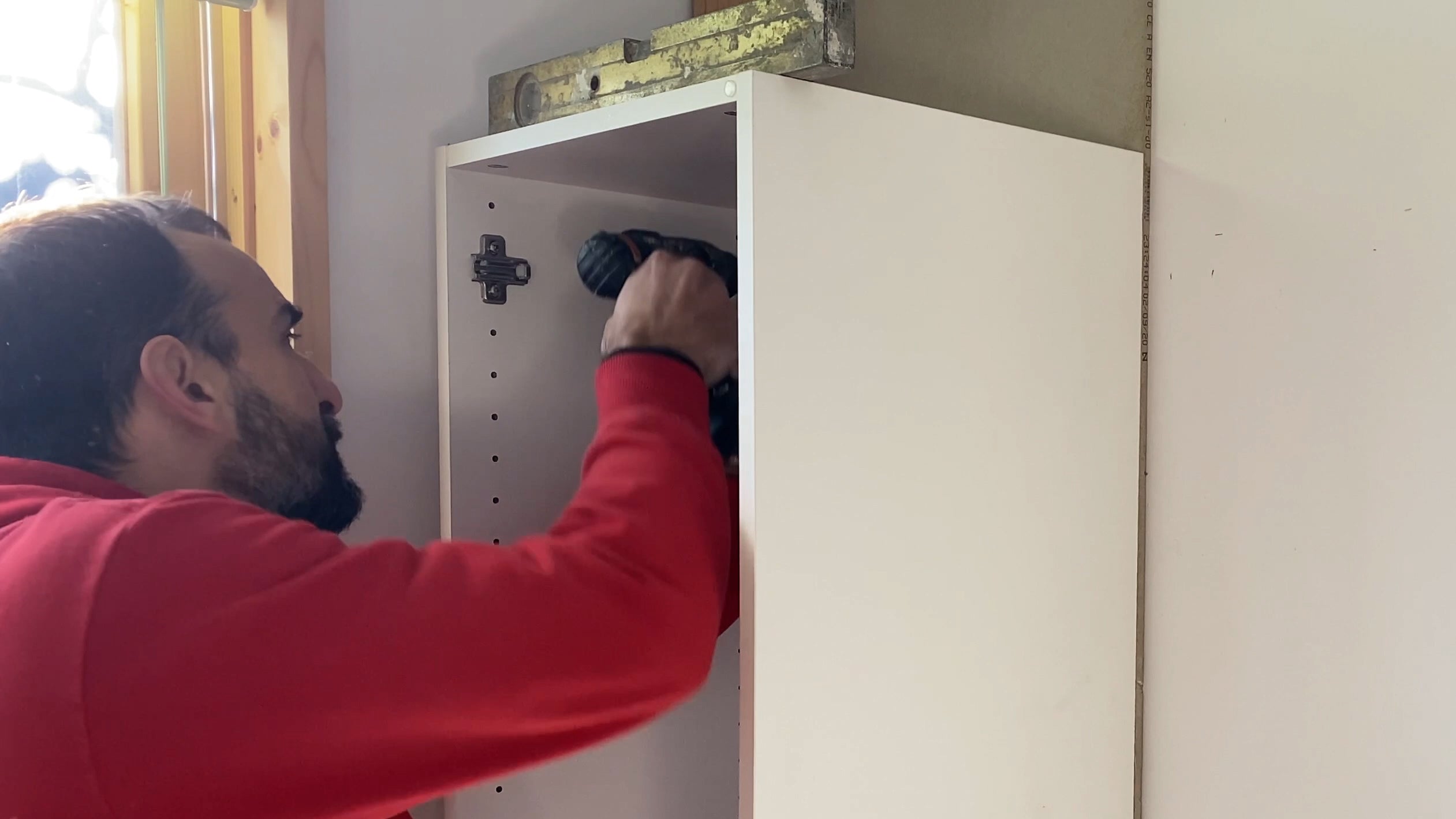 Installing Kitchen Cabinets: Getting the Job Done Right